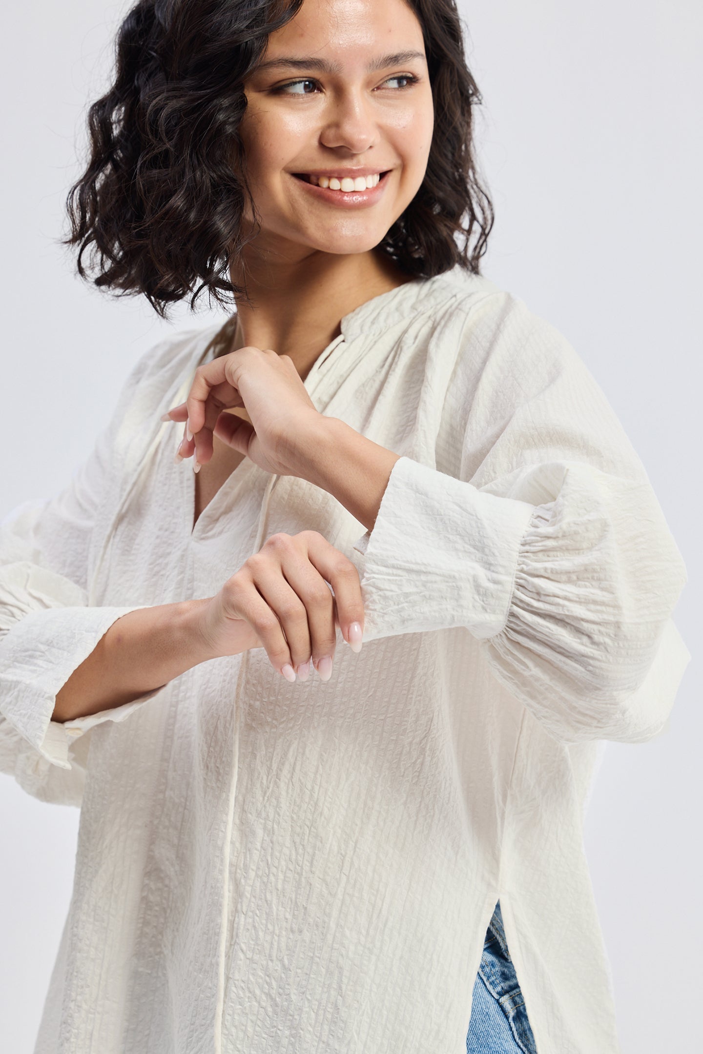 Relaxed Fit Top with Front-tie in Cream