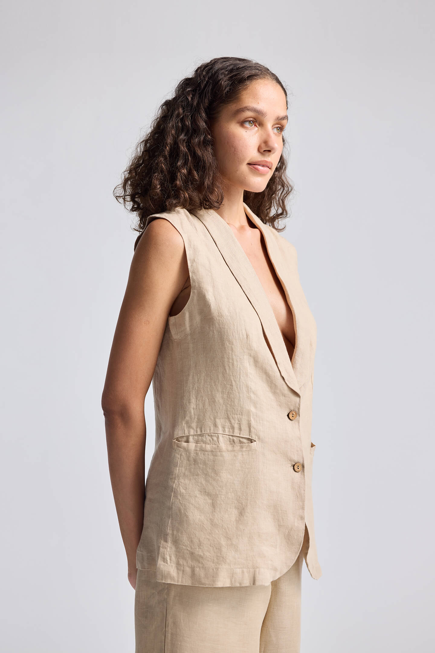 Sleeveless Hemp Jacket